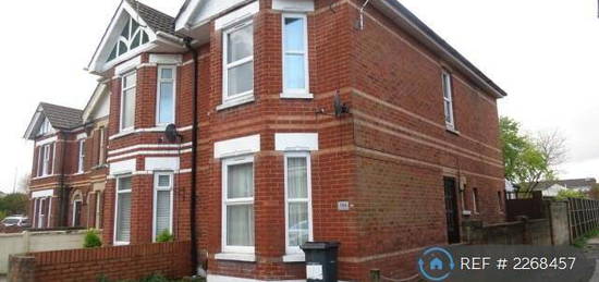 4 bedroom semi-detached house