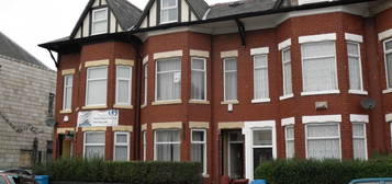 5 bed terraced house to rent