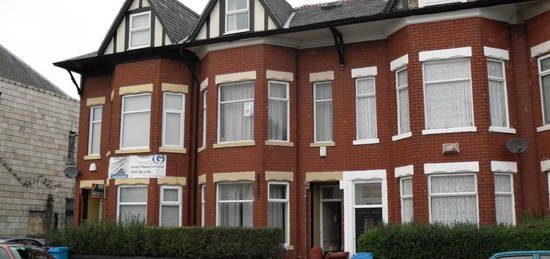 5 bed terraced house to rent