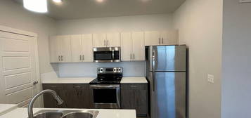 Northview Apartment Homes, 5892 N Five Mile Rd #302, Boise, ID 83713