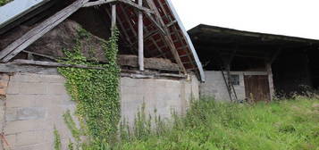 Saint Saturnin, hangar sur terrain de 850m2