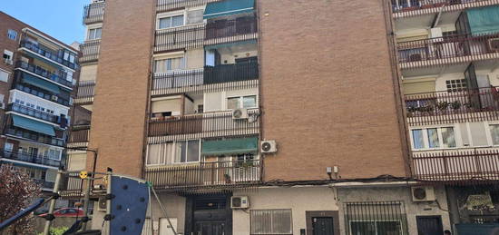 Piso en venta en paseo de Santa María de la Cabeza