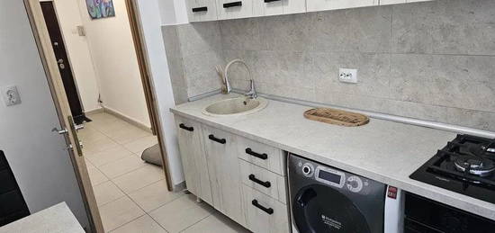 Apartament de 2 camere, 50mp, boiler, zona Titan