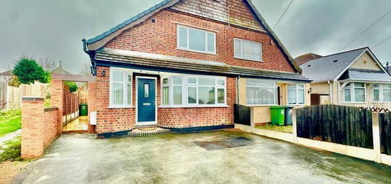 4 bedroom semi-detached house for sale