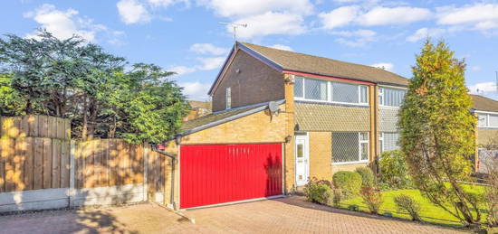 3 bed semi-detached house for sale