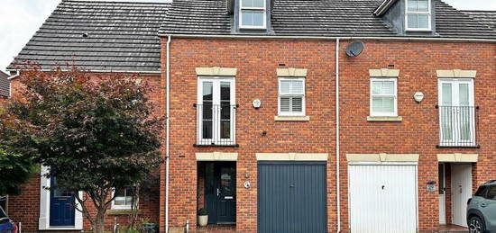 4 bedroom terraced house for sale