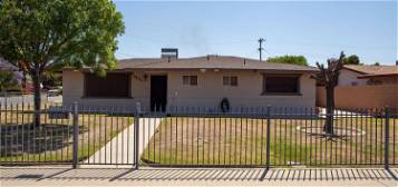 3500 Argent St, Bakersfield, CA 93304