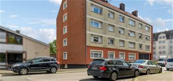 Vollvermietetes Mehrfamiliehaus mit 12 Wohnungen, 1 Garage und 6 Stellplätzen in Hagen-Altenhagen