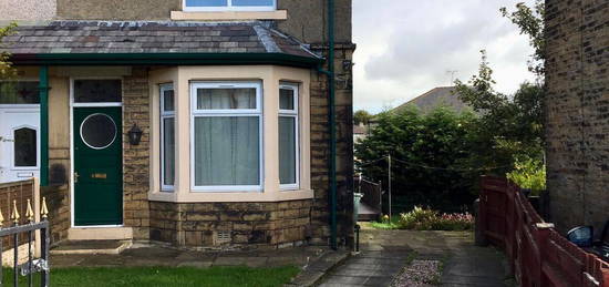 2 bed semi-detached house to rent