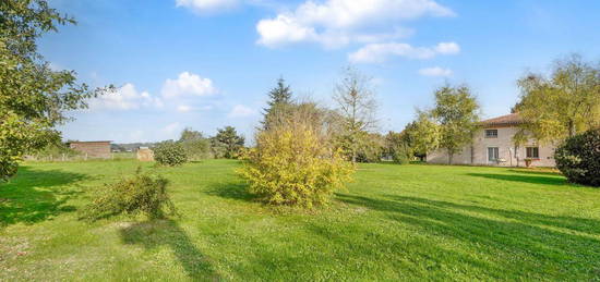 Propriété ancien corps de ferme rénové 9 pièces