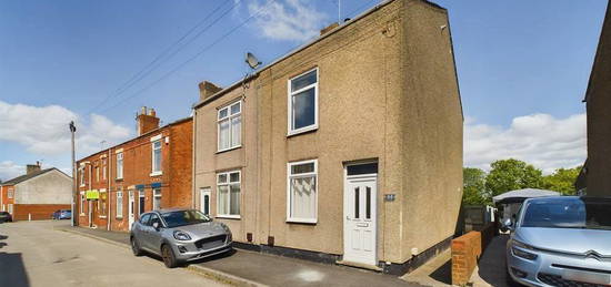 3 bed semi-detached house to rent