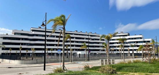 Alquiler de Piso en avenida Mar de Alborán, 2