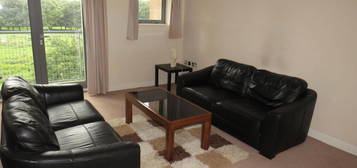 2 bed flat to rent