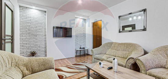 Apartament cu 2 camere de închiriat în zona Central