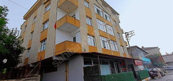 SULTANBEYLİ MERKEZDE SATILIK 2+1 GENİŞ DAİRE