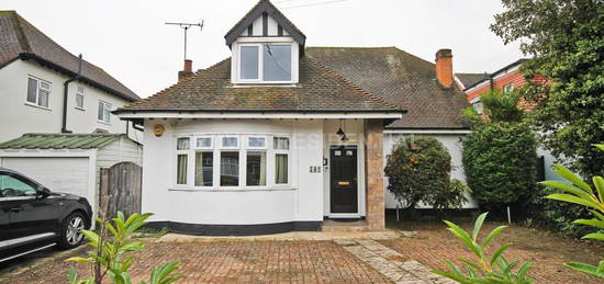 Detached house to rent in Thetford Road, New Malden KT3