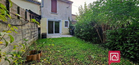 Maison de ville à Langon, 80 m2, 3 pièces, avec jardin