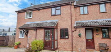 2 bed terraced house for sale