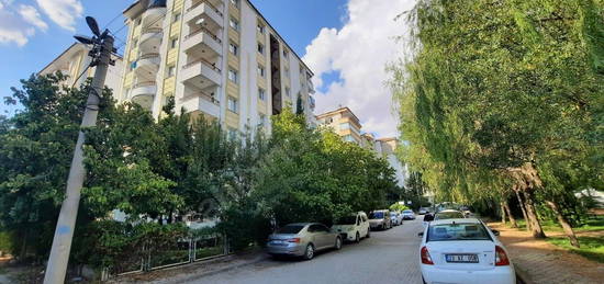 Elazığ Sürsürü Mahallesinde Satılık 3+1 Site içerisinde Daire