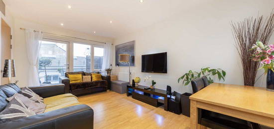 Flat for sale in Silwood Street, London SE16