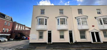 4 bedroom terraced house