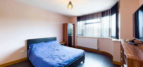 Room to rent in Bills Included, En-Suite Room, Guinions Road, High Wycombe HP13