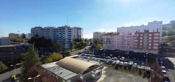 Apartamento T1 em Loures