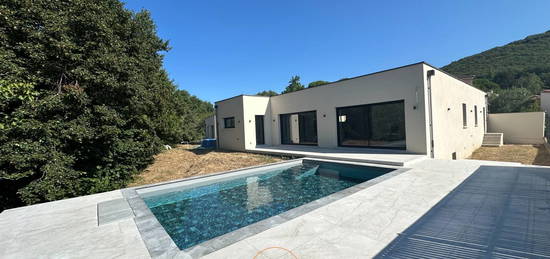 Villa Contemporaine avec Piscine