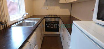 2 bedroom terraced house