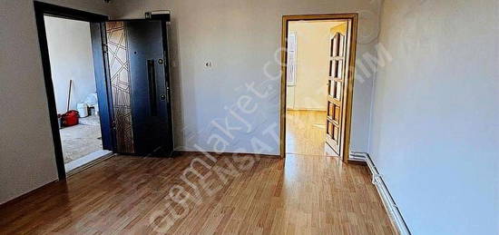 STASYON MAHALLESNDE KRALIK ARA KAT 2+1 130M2 DARE