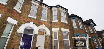 5 bed terraced house to rent