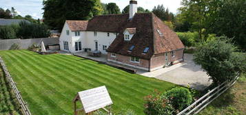 4 bed country house for sale