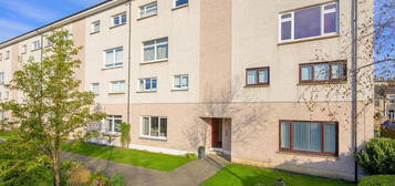 3 bedroom maisonette for sale