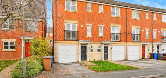 Town house for sale in Summerville Close, Littleover, Derby DE23