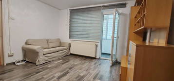 Apartament 2 camere Calea Bucuresti, mobilat, utilat, centrala