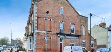 2 bed flat to rent