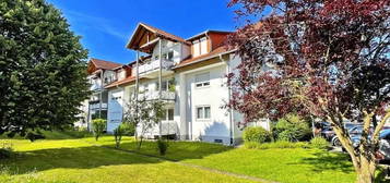 Möblierte und lichtdurchflutete 2-Zimmer-Wohnung mit Sonnenbalkon in der Reichenauer Waldsiedlung