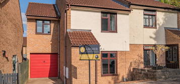 3 bed semi-detached house for sale