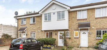 Terraced house for sale in Elkanette Mews, Whetstone, London N20