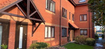 Flat for sale in Hope Court, Canada Way, Bristol BS1