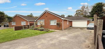 4 bedroom detached bungalow for sale