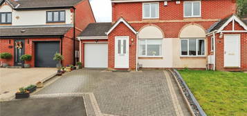 2 bedroom semi-detached house for sale