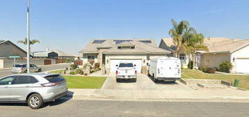 2714 Paradise Point Pl, Bakersfield, CA 93313