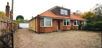 5 bedroom semi-detached bungalow