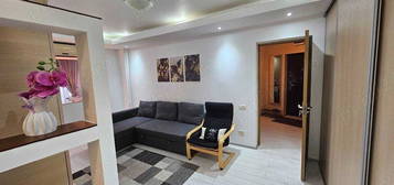 apartament 2 camere-dristor-modern-parcare proprie-centrala proprie