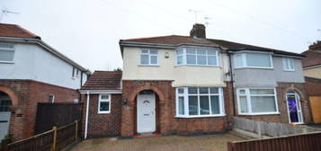 3 bedroom semi-detached house