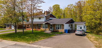 275 AA Saint Louis St, Atholville, NB E3N 4B7