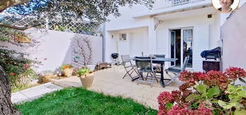 Maison à vendre 4 pièces avec Jardin et Garage AIGUES MORTES (30)