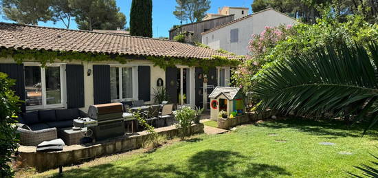 Maison de plain-pied meublée  à louer, 4 pièces, 3 chambres, 96 m²