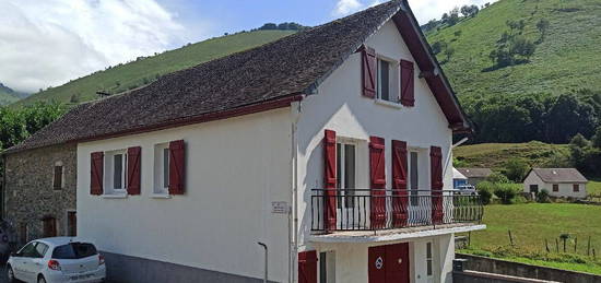 Maison à louer à Accous à 25 km d'Oloron Ste Marie